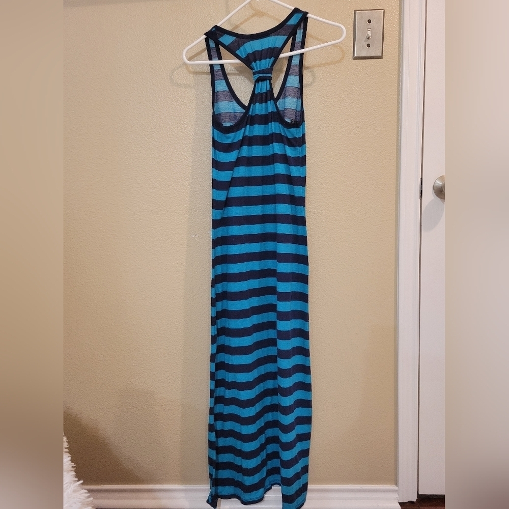Papaya racerback Blue striped maxi dress size Medium - Picture 2 of 3